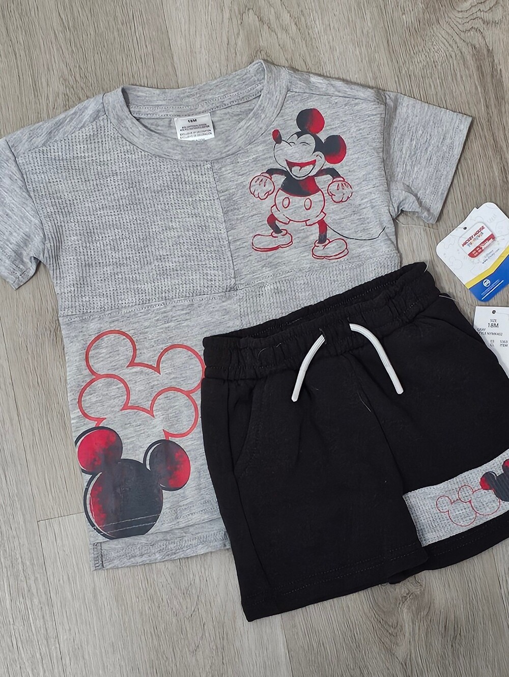 Disney Mickey Mouse Baby Boys 2 Piece T Shirt Shorts Outfit Set 18M NWT